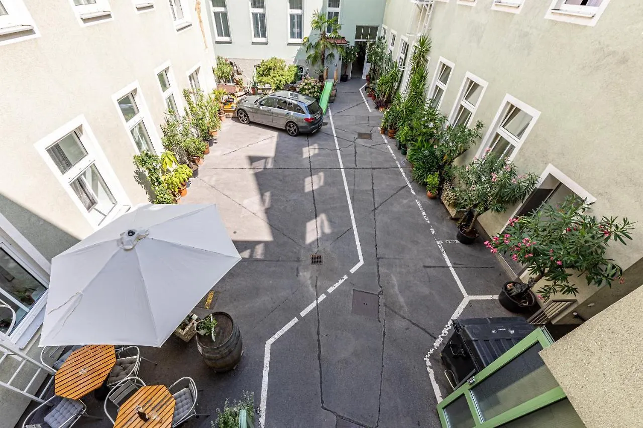 Гостевой дом Hotel-Pension Fuenfhaus Вена