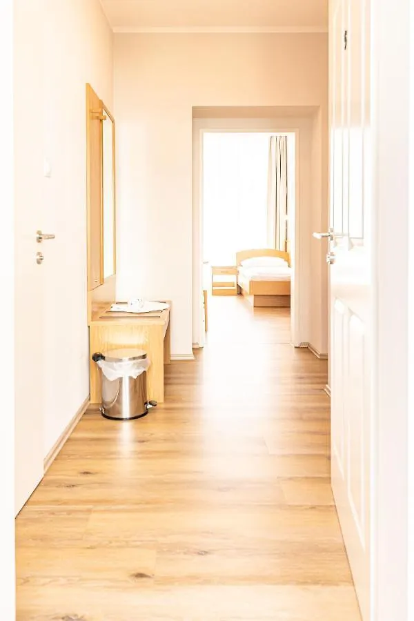 Hotel-Pension Fuenfhaus Vienna