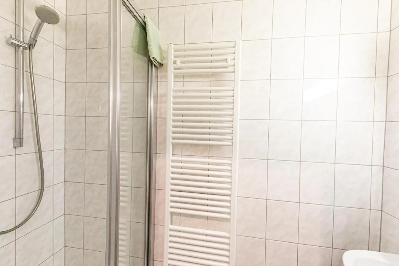 *** Guest house Hotel-Pension Fuenfhaus Vienna Austria