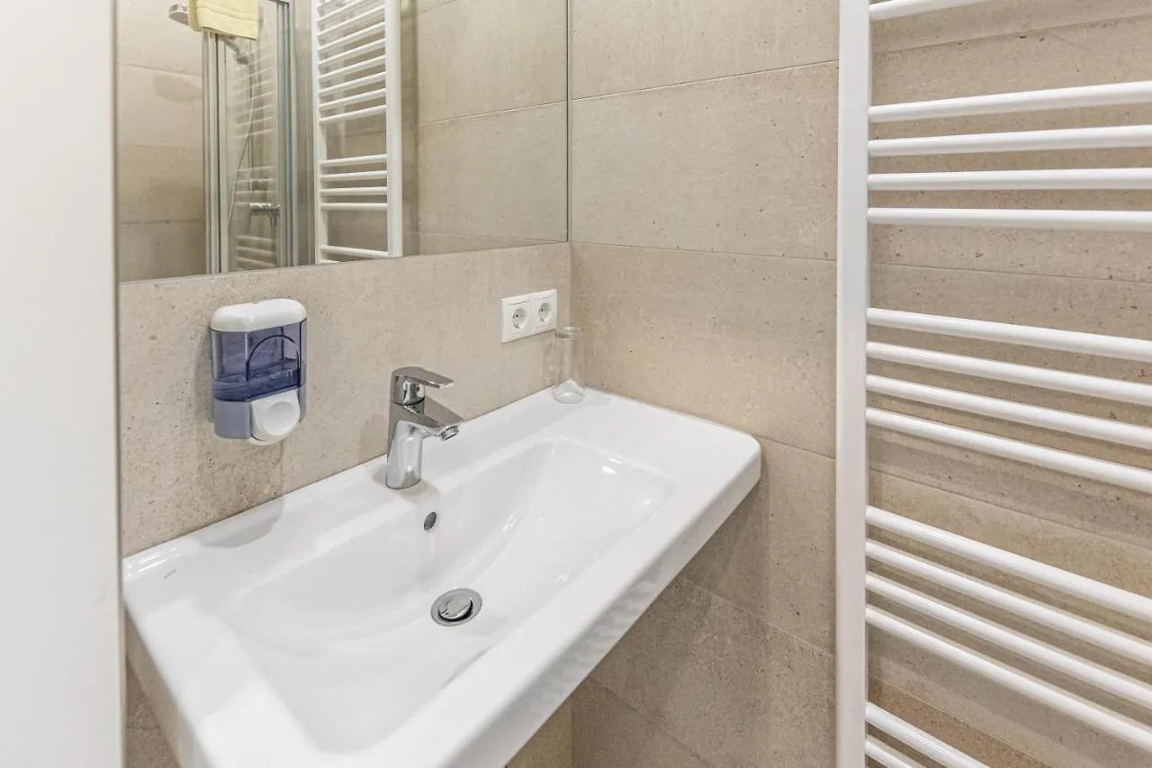 Guest house Hotel-Pension Fuenfhaus Vienna