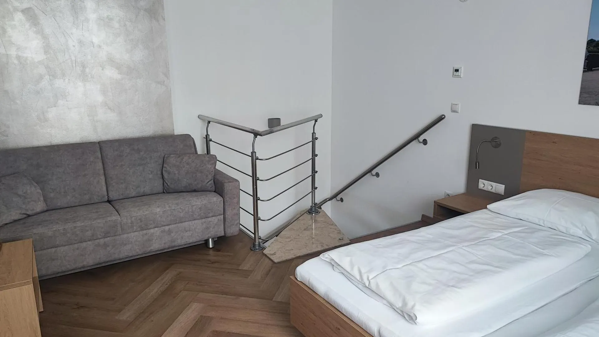 Hotel-Pension Fuenfhaus Vienna Austria