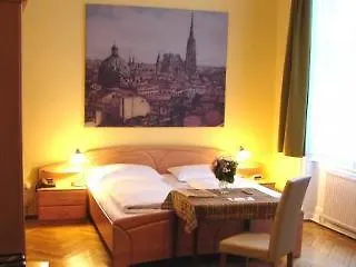 Guest house Hotel-Pension Fuenfhaus Vienna