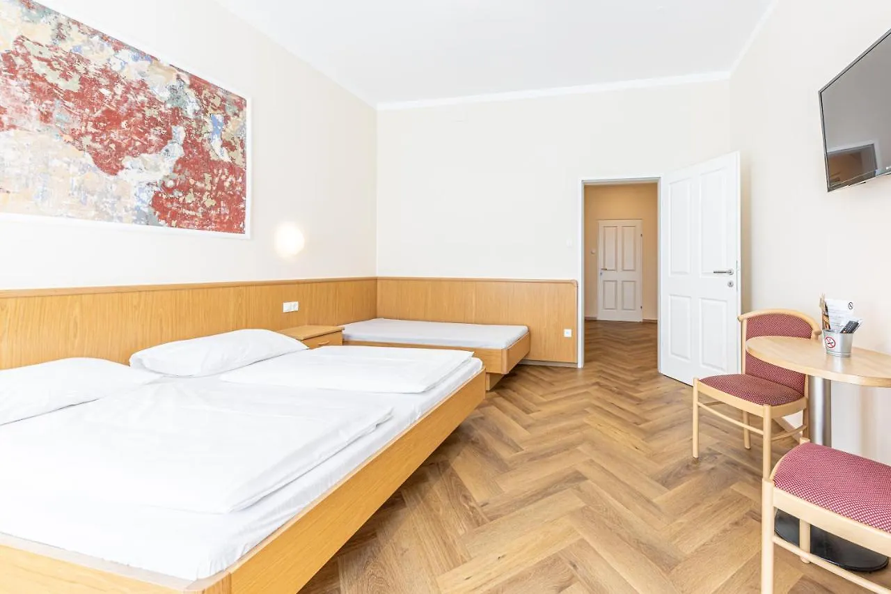 Hotel-Pension Fuenfhaus Vienna Affittacamere